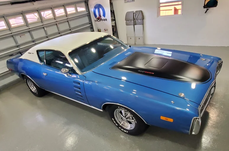 Vehicle image 60