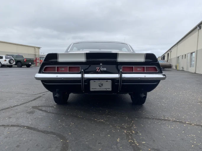 Vehicle image 316